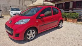 PEUGEOT – 107 – 5p. CAMBIO AUTOMATICO