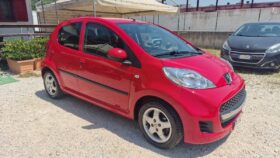 PEUGEOT – 107 – 5p. CAMBIO AUTOMATICO