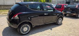 
										LANCIA Ypsilon 1.2 69 CV 5 porte GPL Ecochic Gold full									